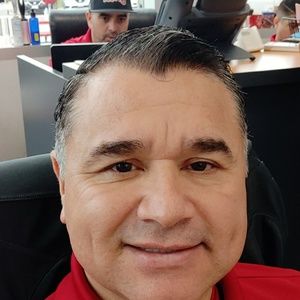 Meet your Posher, Gerardo